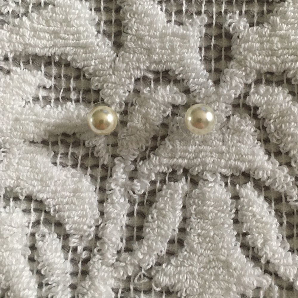 Medium Pearl Earrings  